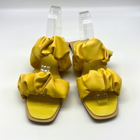 Circus By Sam Edelman - Iggy Ruched Bright Yellow Leather Strap Sandals Size 7.5 - Picture 1 of 14